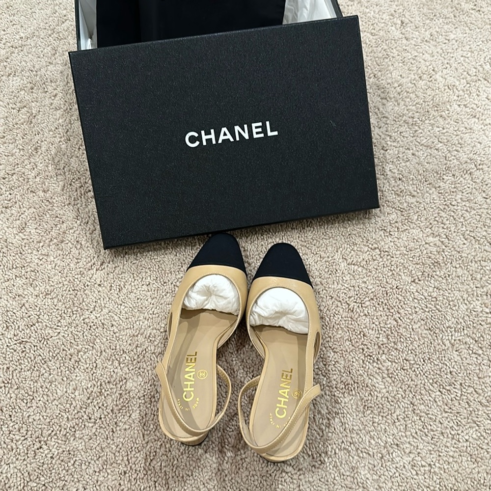 Chanel 65MM coco halter pump size 36